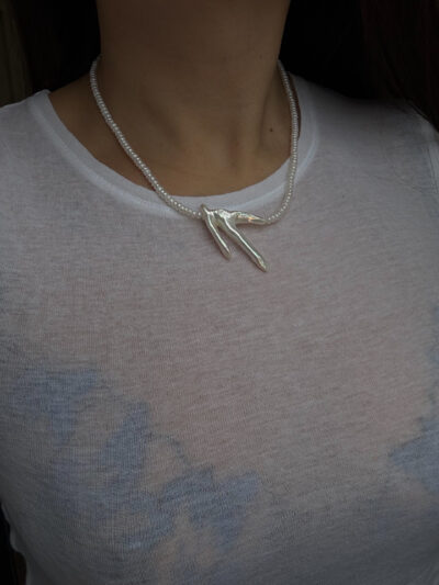 NASZYJNIK BAROKOWA PERŁOWA GAŁĄZKA NA PERŁACH MONETOWYCH