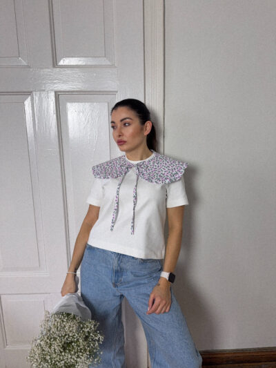 KOŁNIERZYK OZDOBNY KWIATY NA BIELI